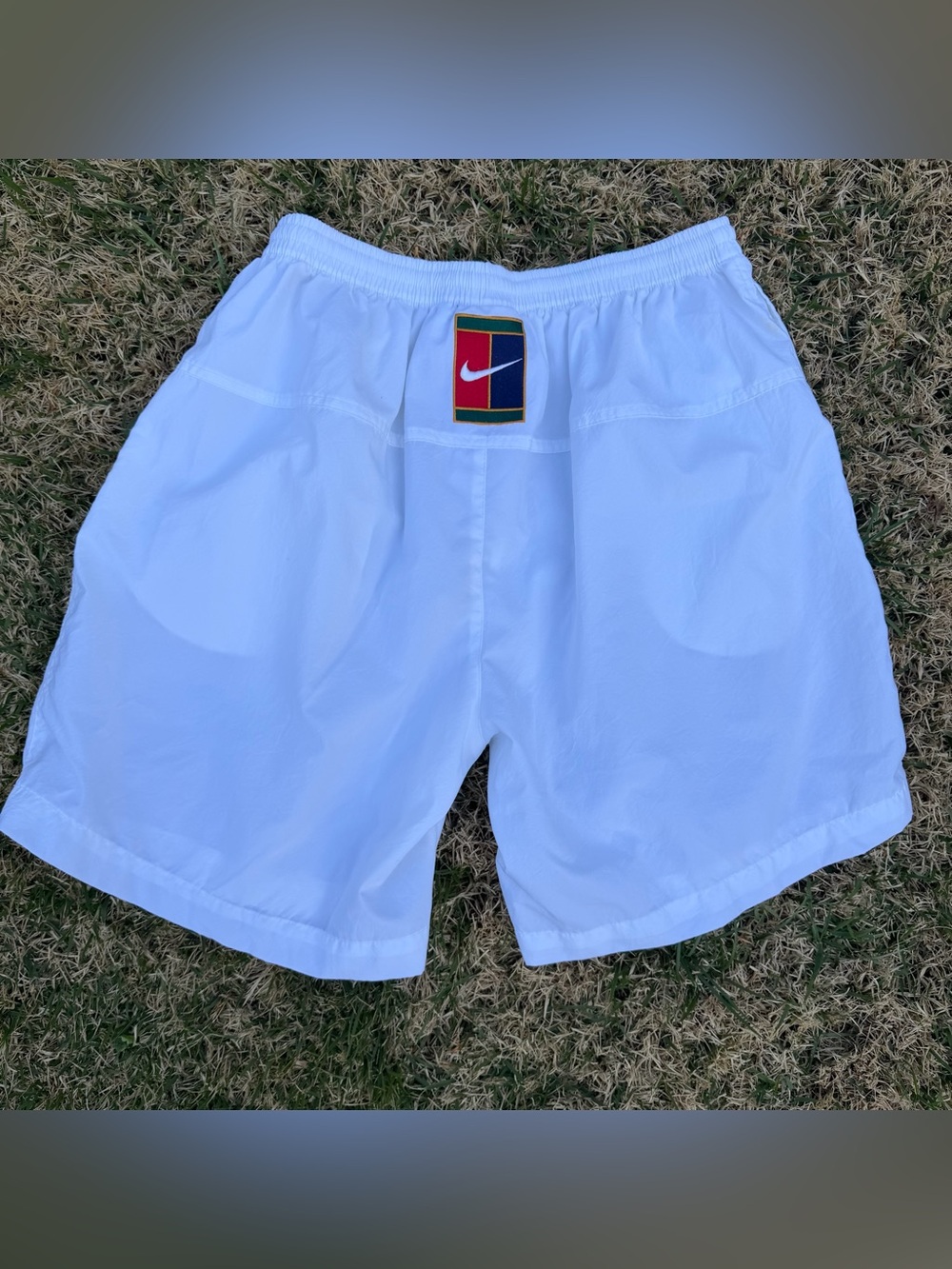 Men’s vintage Nike court shorts